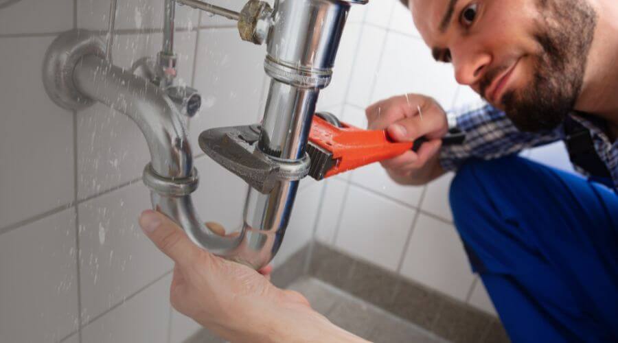 Local tankless water heater installation in Bingham, IL